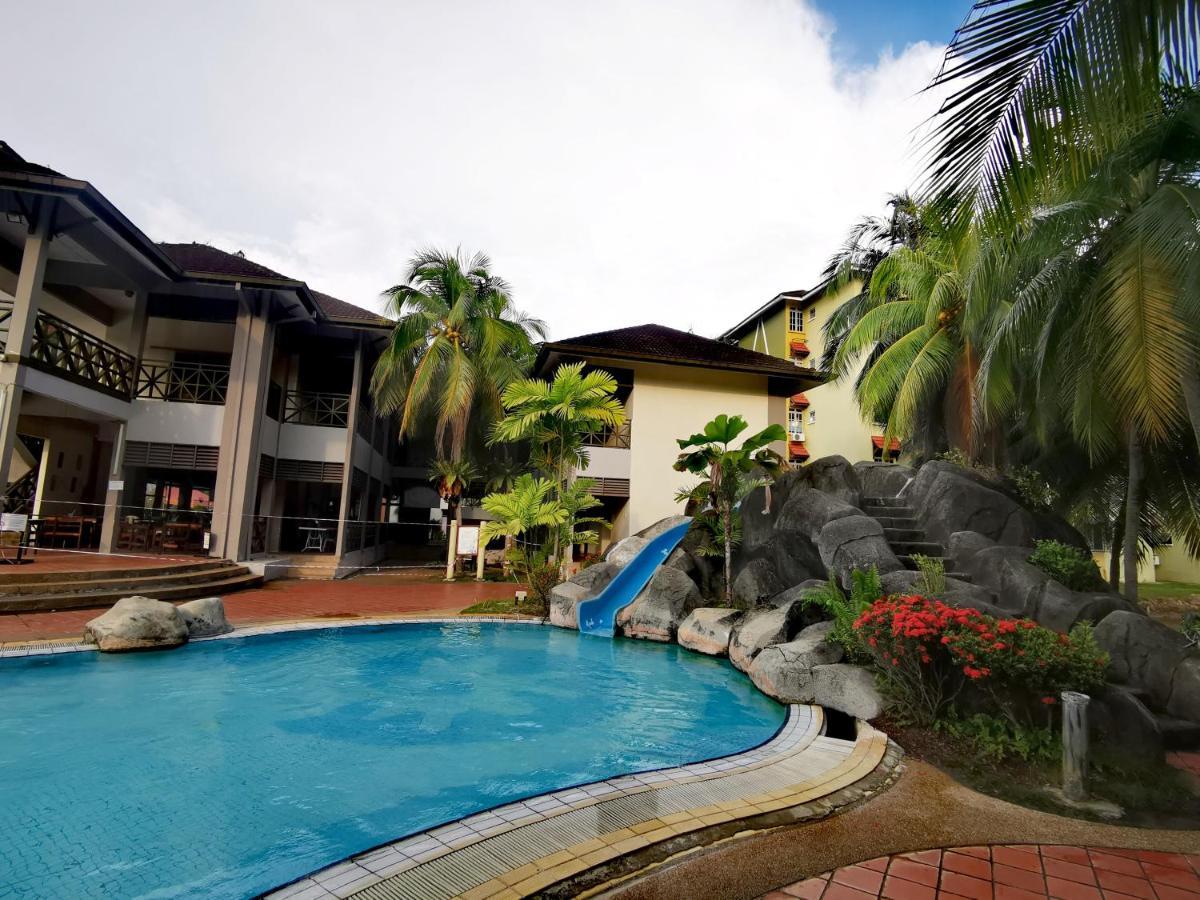 Ames Leng House @ Pd 5th Mile * Port Dickson