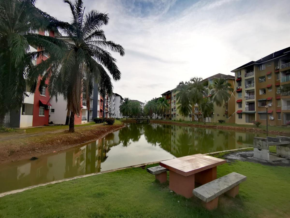 Ames Leng House @ Pd 5th Mile Port Dickson